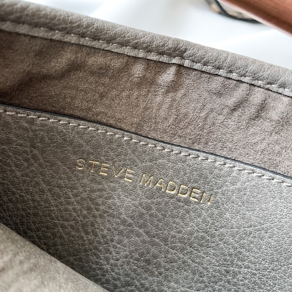 NWOT Grey Studded Crossbody Bag - Picture 4 of 7